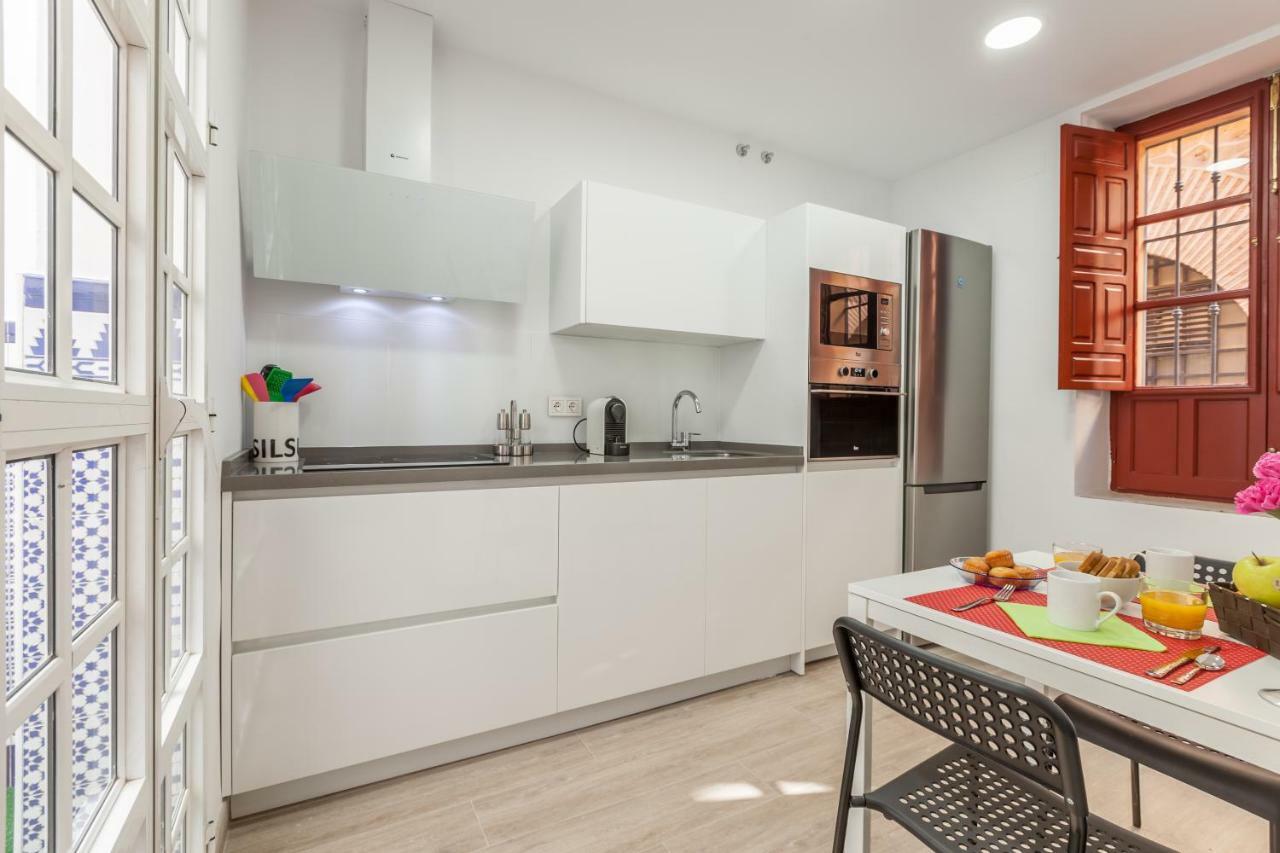 Centro, 3Bd Y 2Ba, 1Min Catedral, Duplex De Lujo Appartement Sevilla Buitenkant foto